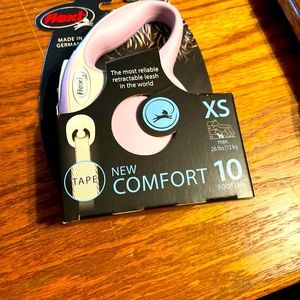 NWT FLEXI PINK RETRACTABLE LEASH FOR XS SM DOGS